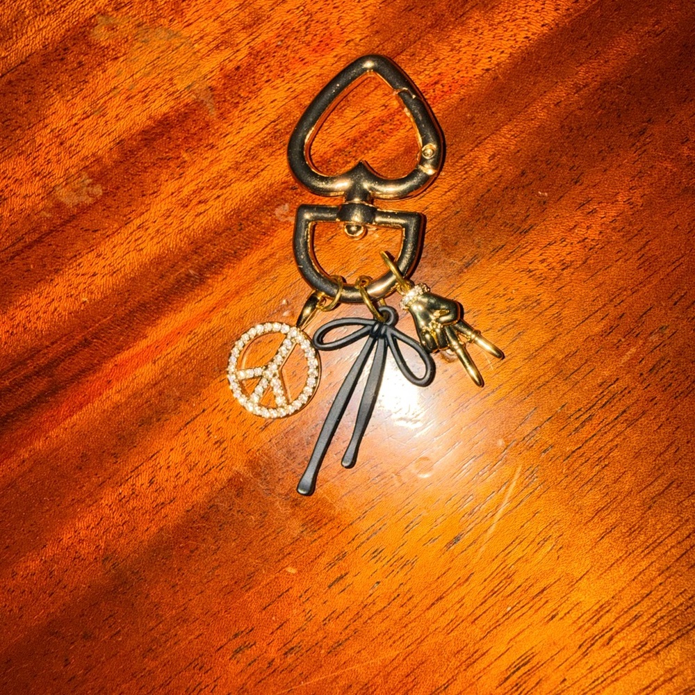 Brand new. Gold Heart Keychain with Charms - Picture 2 of 2
